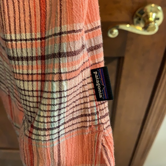 Patagonia Organic Cotton short sleeve button down - Picture 4 of 4